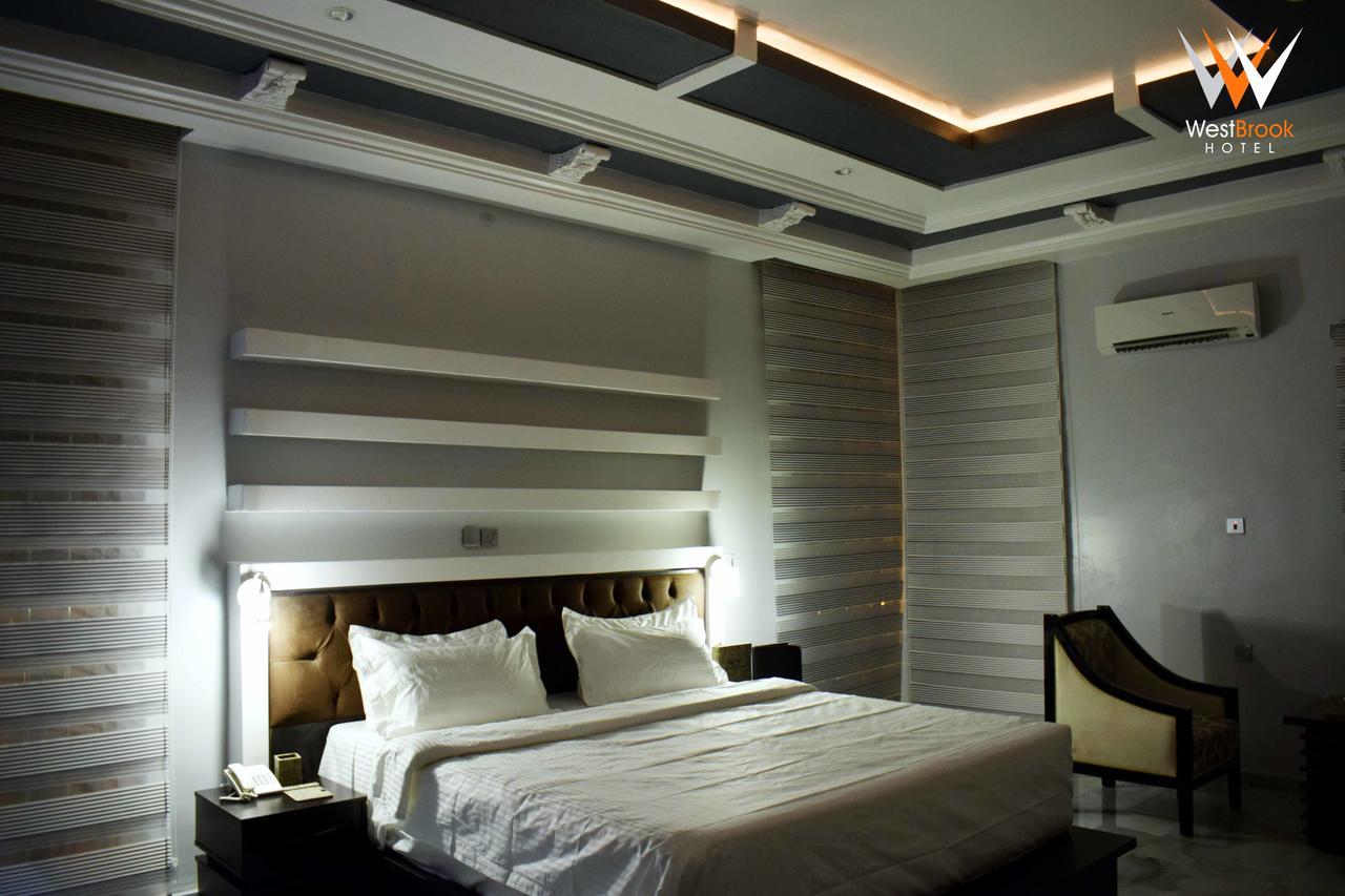 Westbrook Hotel Owerri 外观 照片