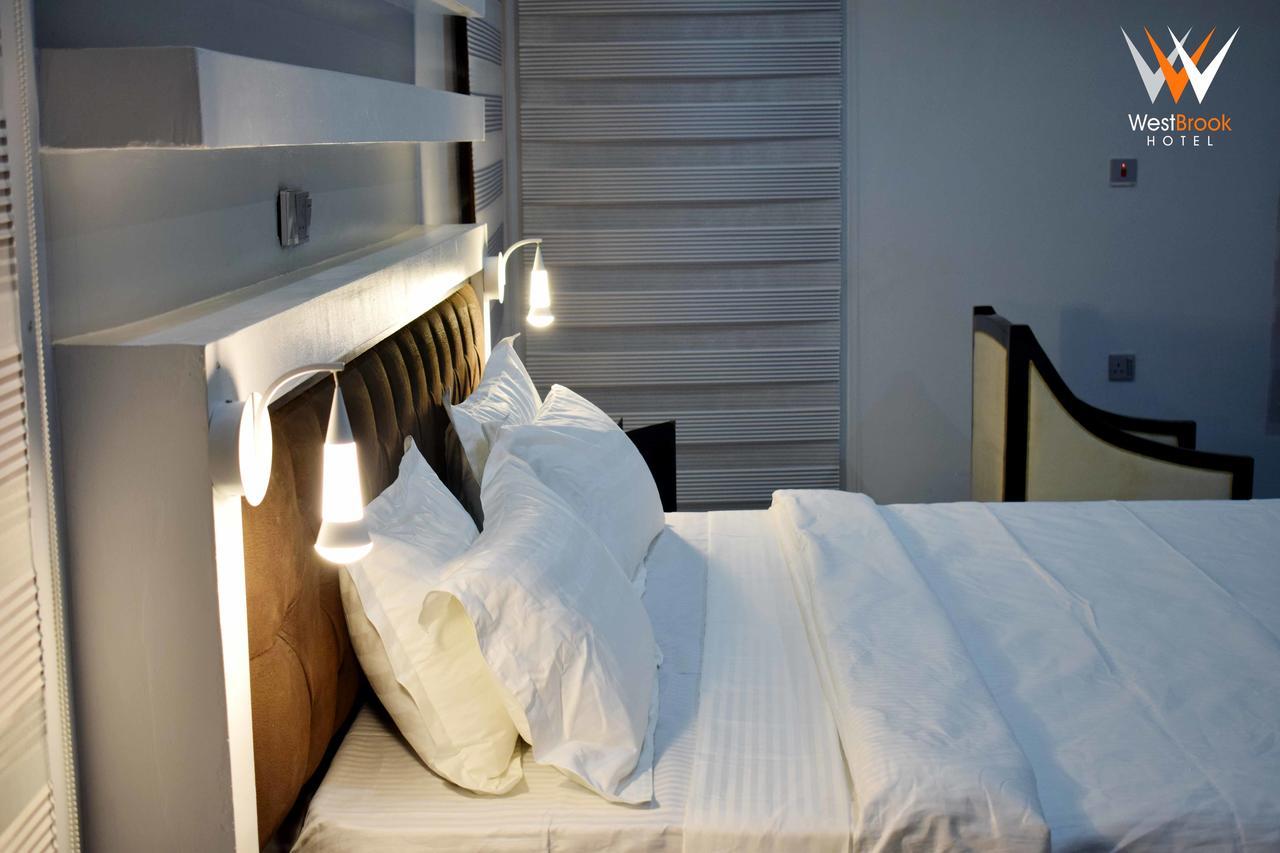 Westbrook Hotel Owerri 外观 照片