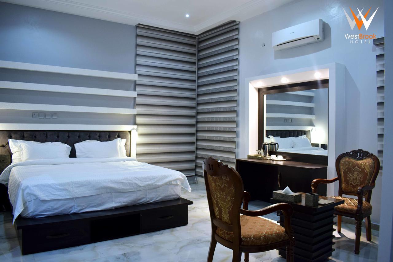 Westbrook Hotel Owerri 外观 照片