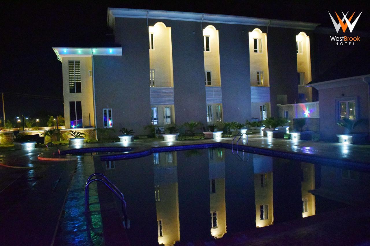 Westbrook Hotel Owerri 外观 照片