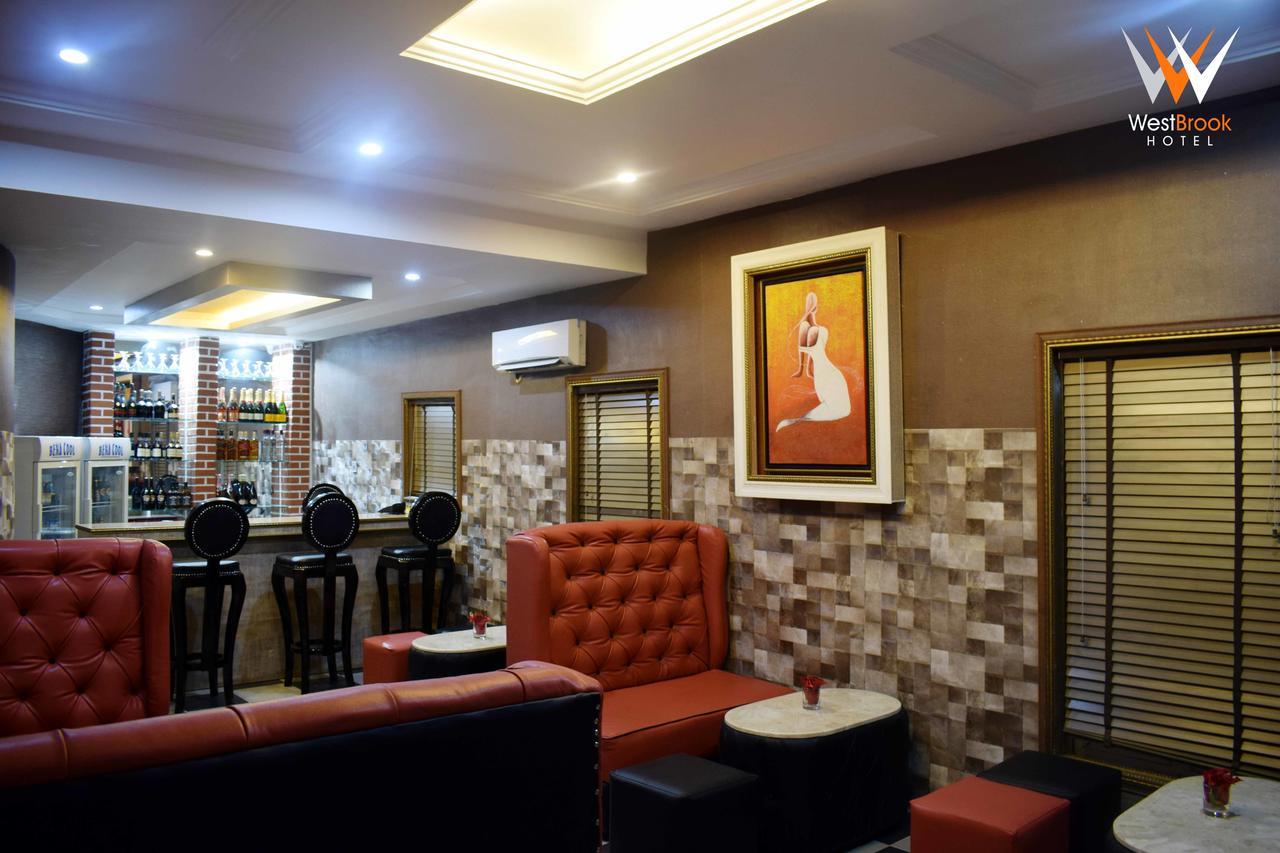 Westbrook Hotel Owerri 外观 照片
