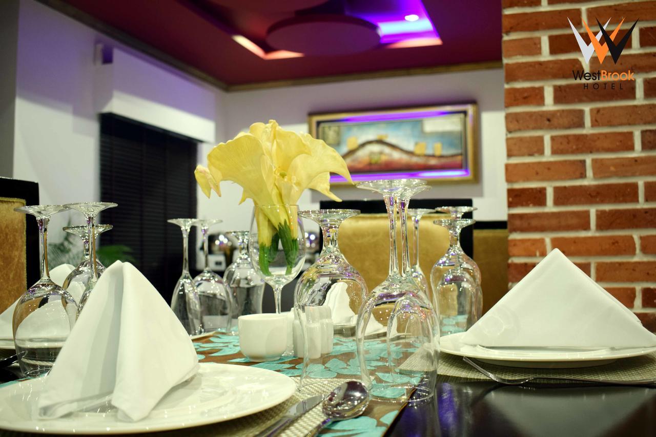 Westbrook Hotel Owerri 外观 照片