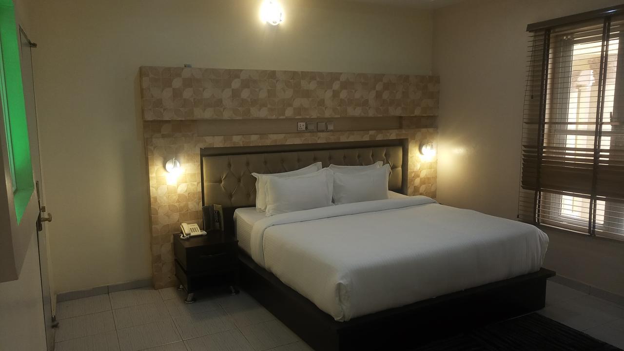 Westbrook Hotel Owerri 外观 照片